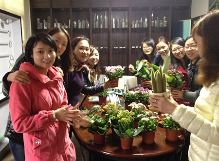 14-3-8妇女节照片